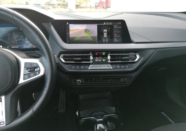 BMW Seria 1 cena 119000 przebieg: 165000, rok produkcji 2019 z Świdnica małe 781